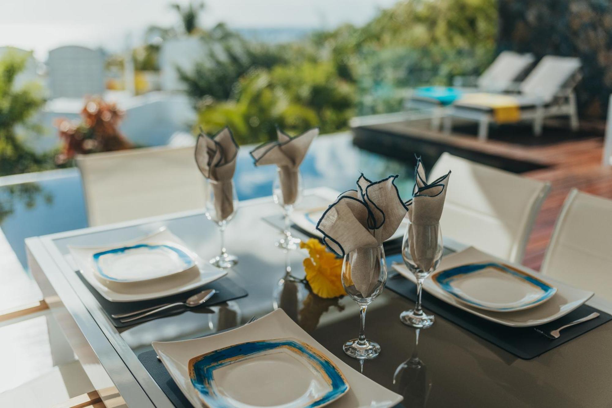 Appartement De Luxe Piscine Et Vue Mer Rivière Noire Dış mekan fotoğraf